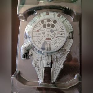 Geeknet Star Wars Millennium Falcon Wireless Charger with AC Adapter